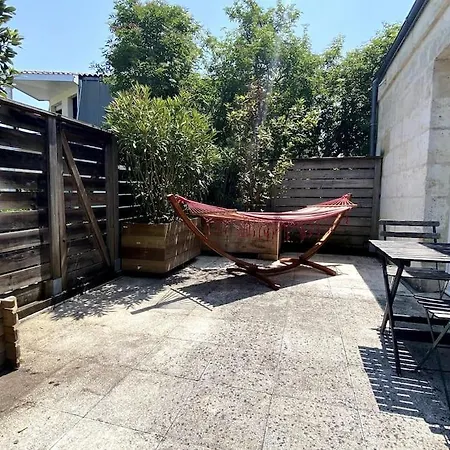 Daire Charme Et Calme Au Coeur De Bordeaux